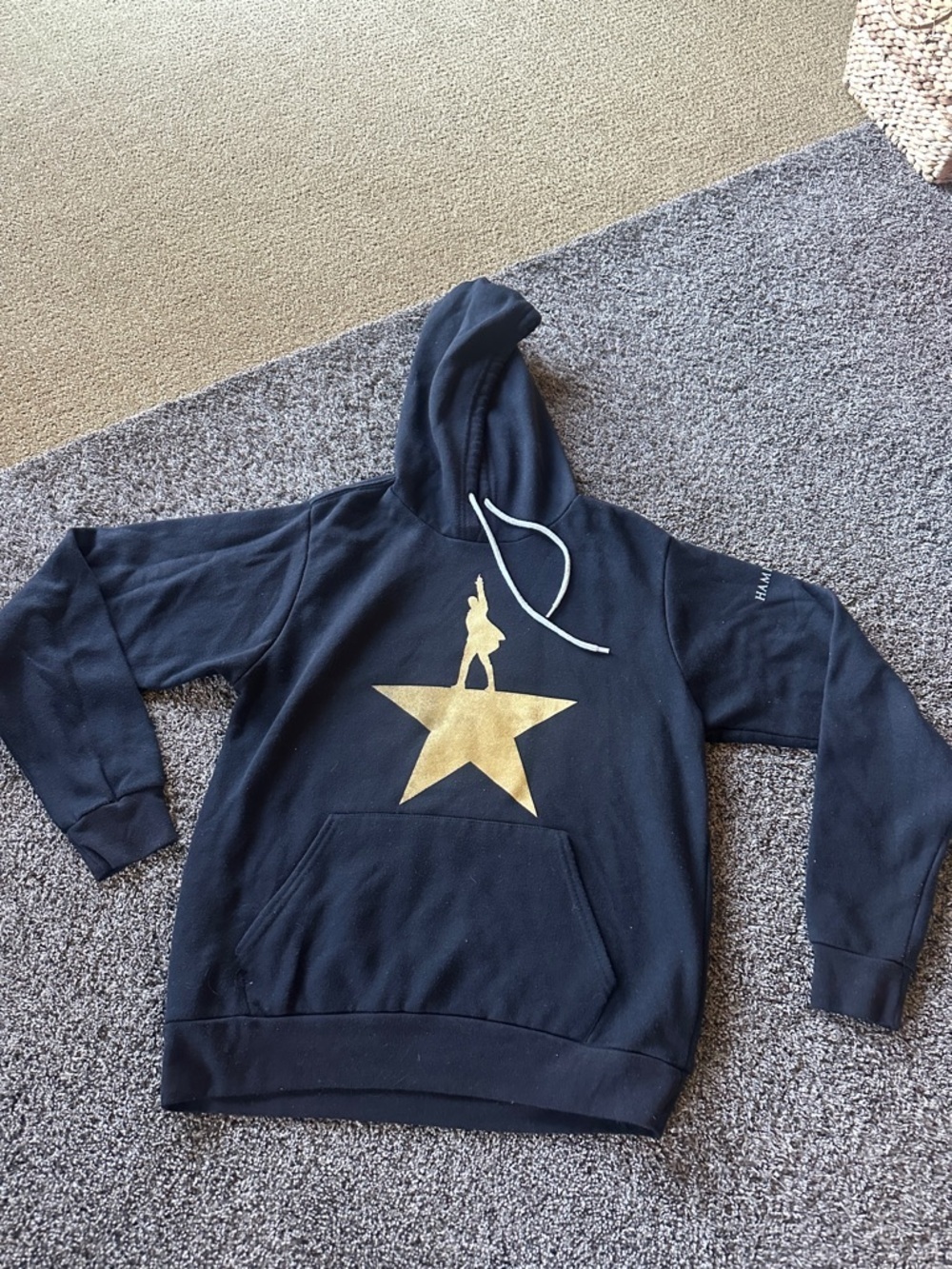 HAMILTON Broadway Unisex Black Hoodie with Gold Star Graphic SMALL New York